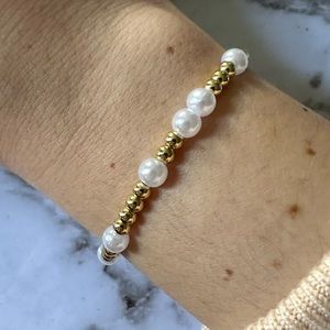 Pearl & Gold Bracelet